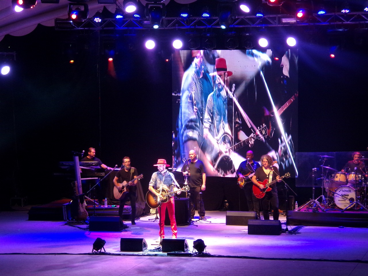 Festival de la amistad: Abel Pintos cautivó al público de Villa Mercedes y VDJK dijo presente