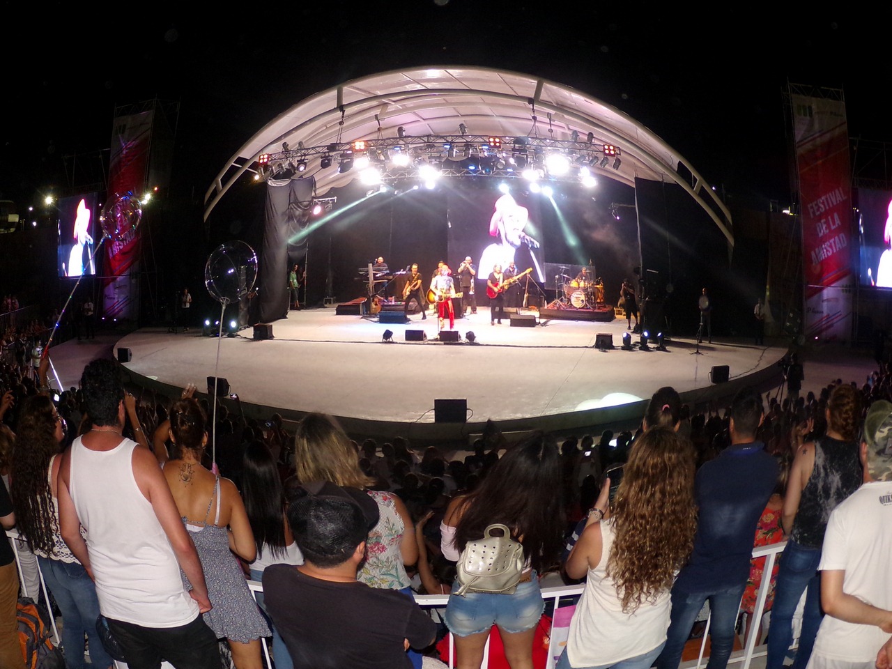 Festival de la amistad: Abel Pintos cautivó al público de Villa Mercedes y VDJK dijo presente