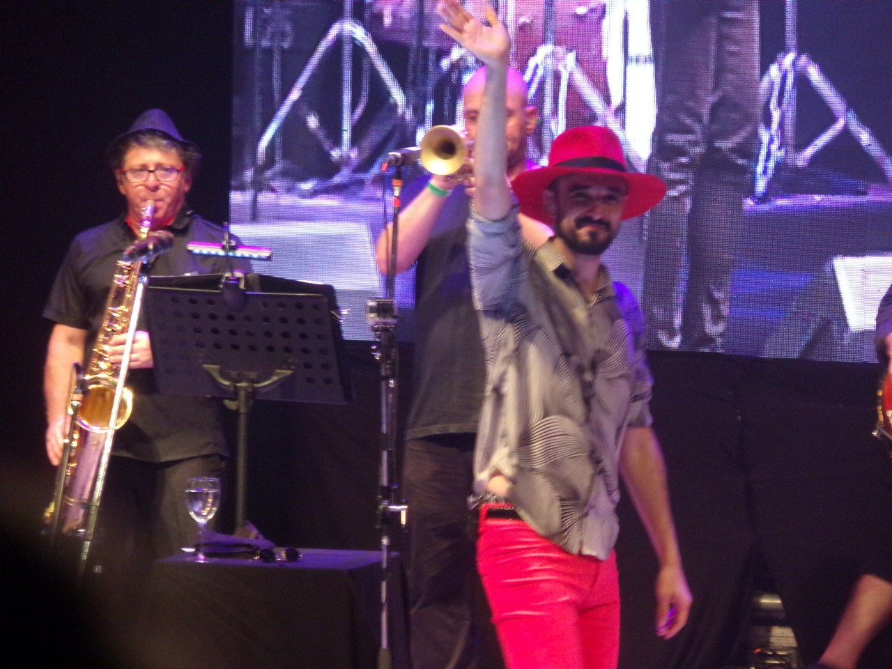 Festival de la amistad: Abel Pintos cautivó al público de Villa Mercedes y VDJK dijo presente