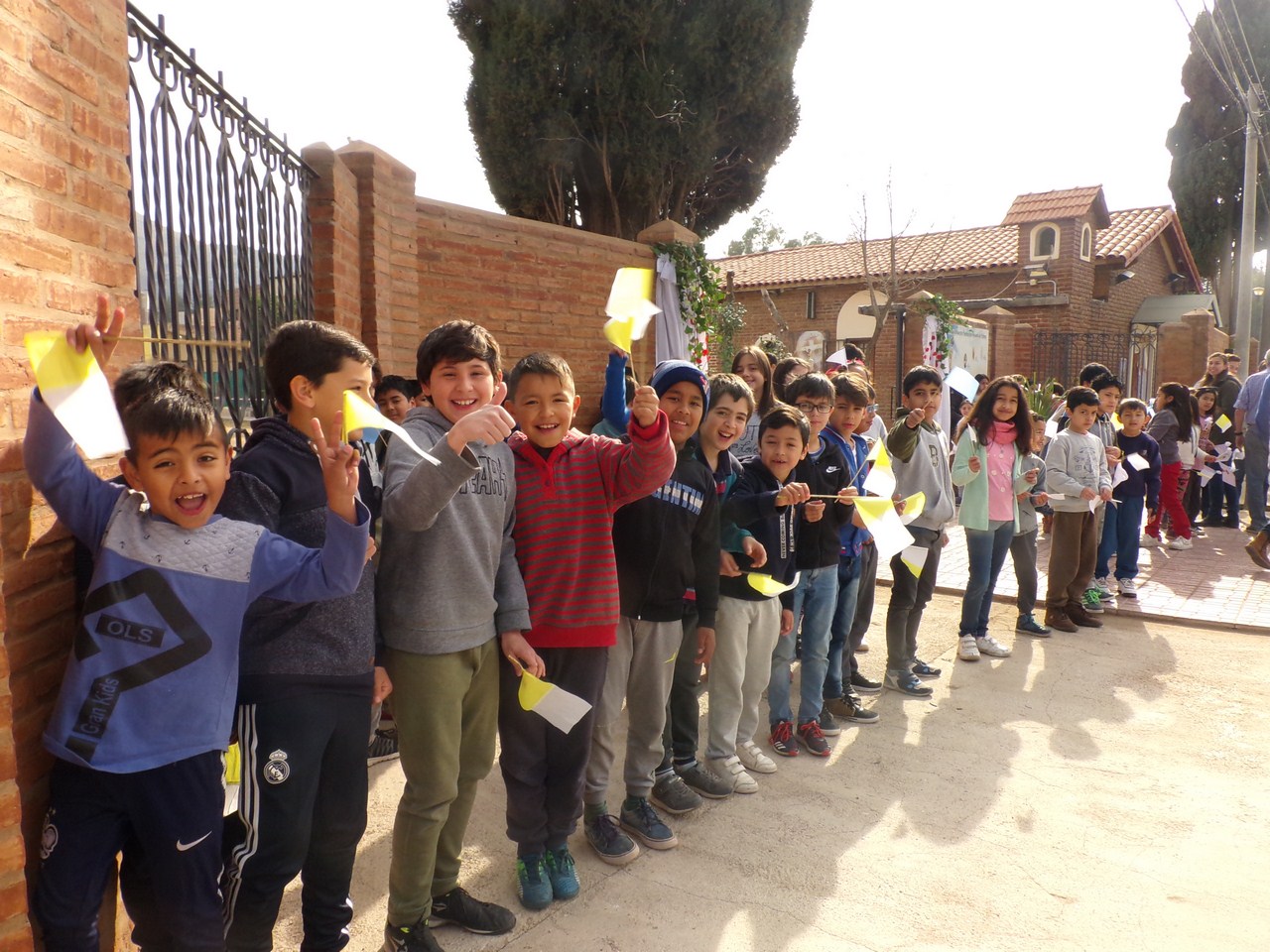 La Virgen Peregrina de Fátima llegó a Juana Koslay