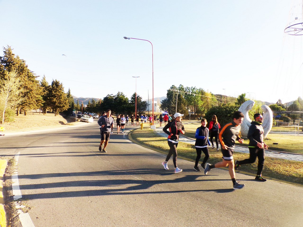 Con gran participación, se largó esta mañana la Maratón 10k y 4k de Juana Koslay