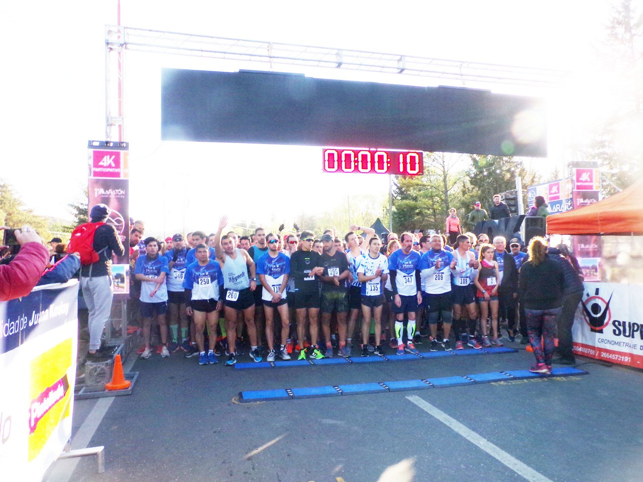 Con gran participación, se largó esta mañana la Maratón 10k y 4k de Juana Koslay
