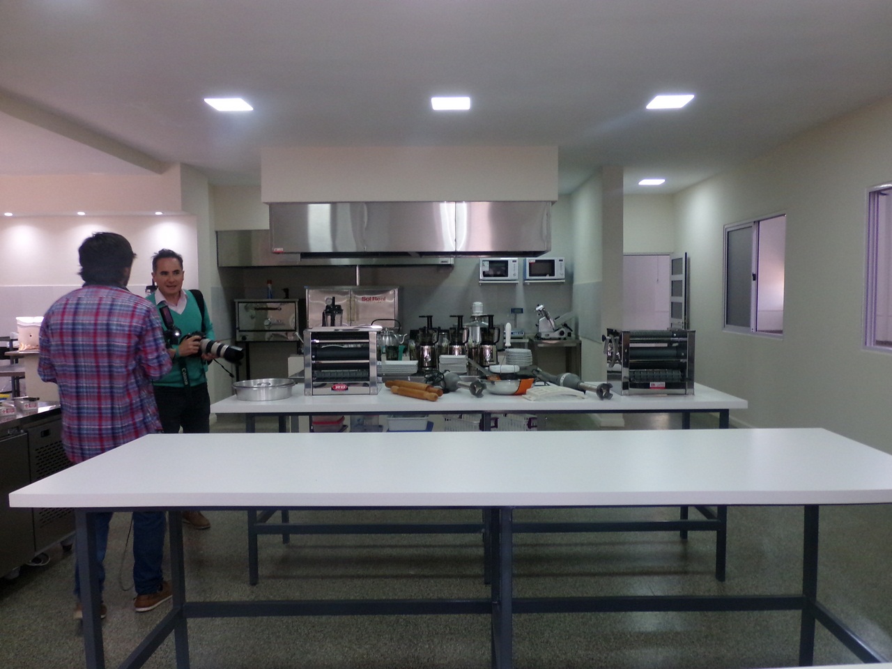 Se inauguró la Escuela de Cocina en el Centro de Oficios Municipal