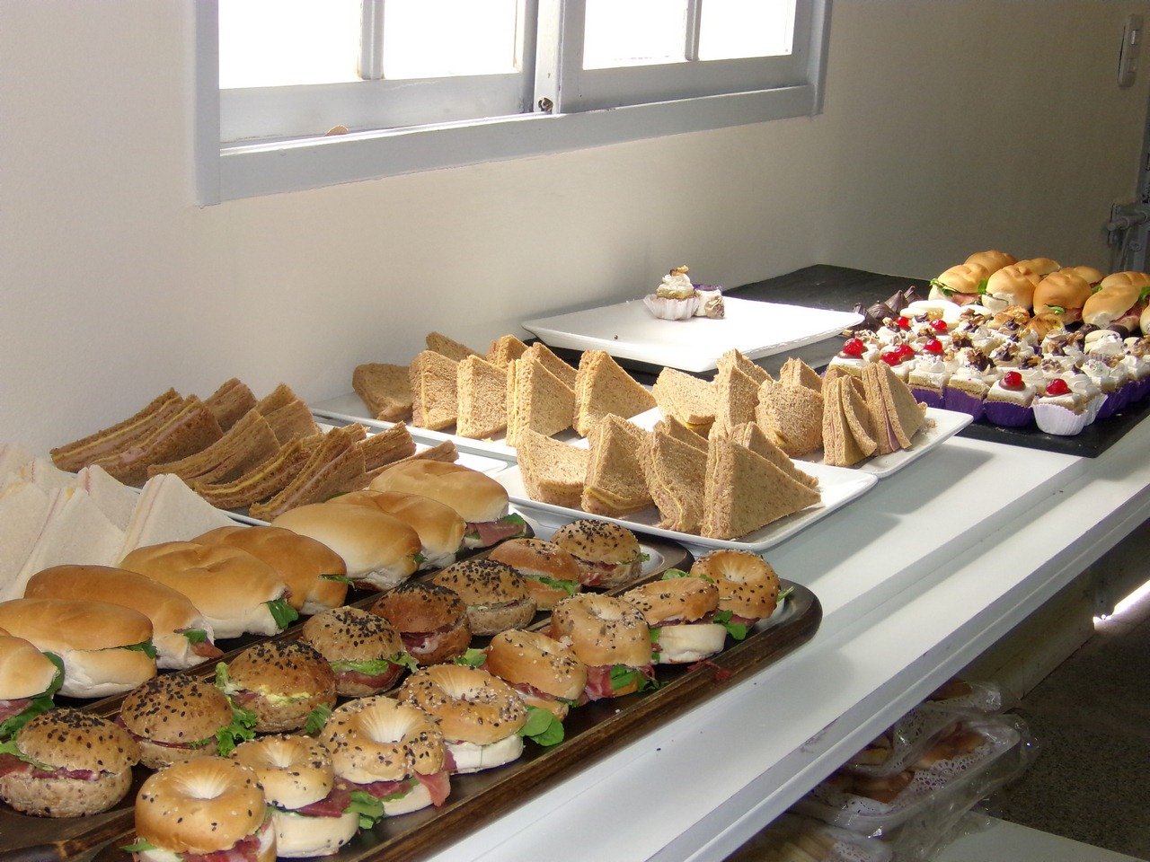 Se inauguró la Escuela de Cocina en el Centro de Oficios Municipal