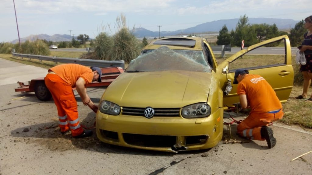 5 personas que se accidentaron en el km 770 de la Autopista de las Serranías Puntanas.