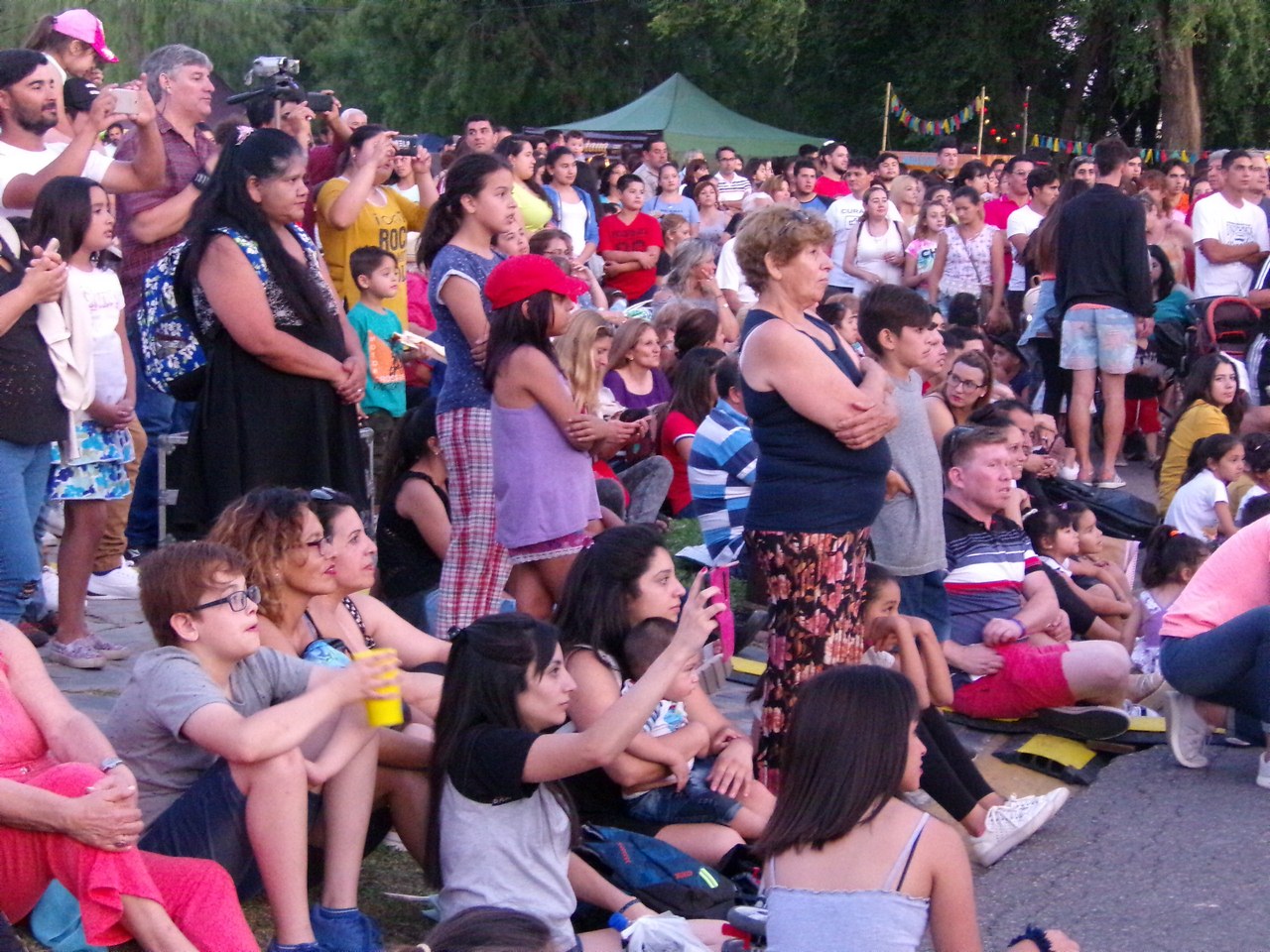 La magia del “Arbol de tus Sueños” convocó a cientos de familias