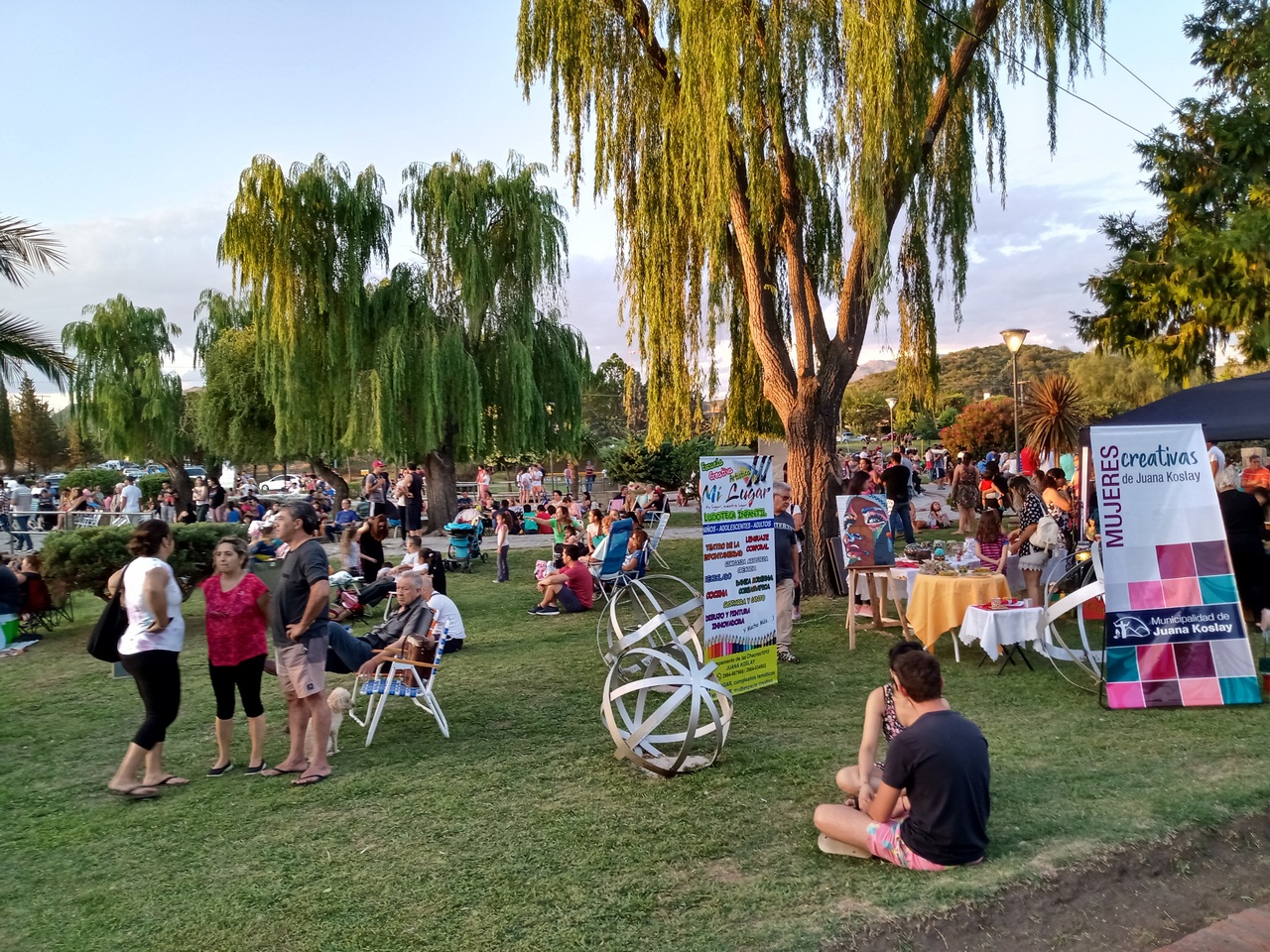 La magia del “Arbol de tus Sueños” convocó a cientos de familias