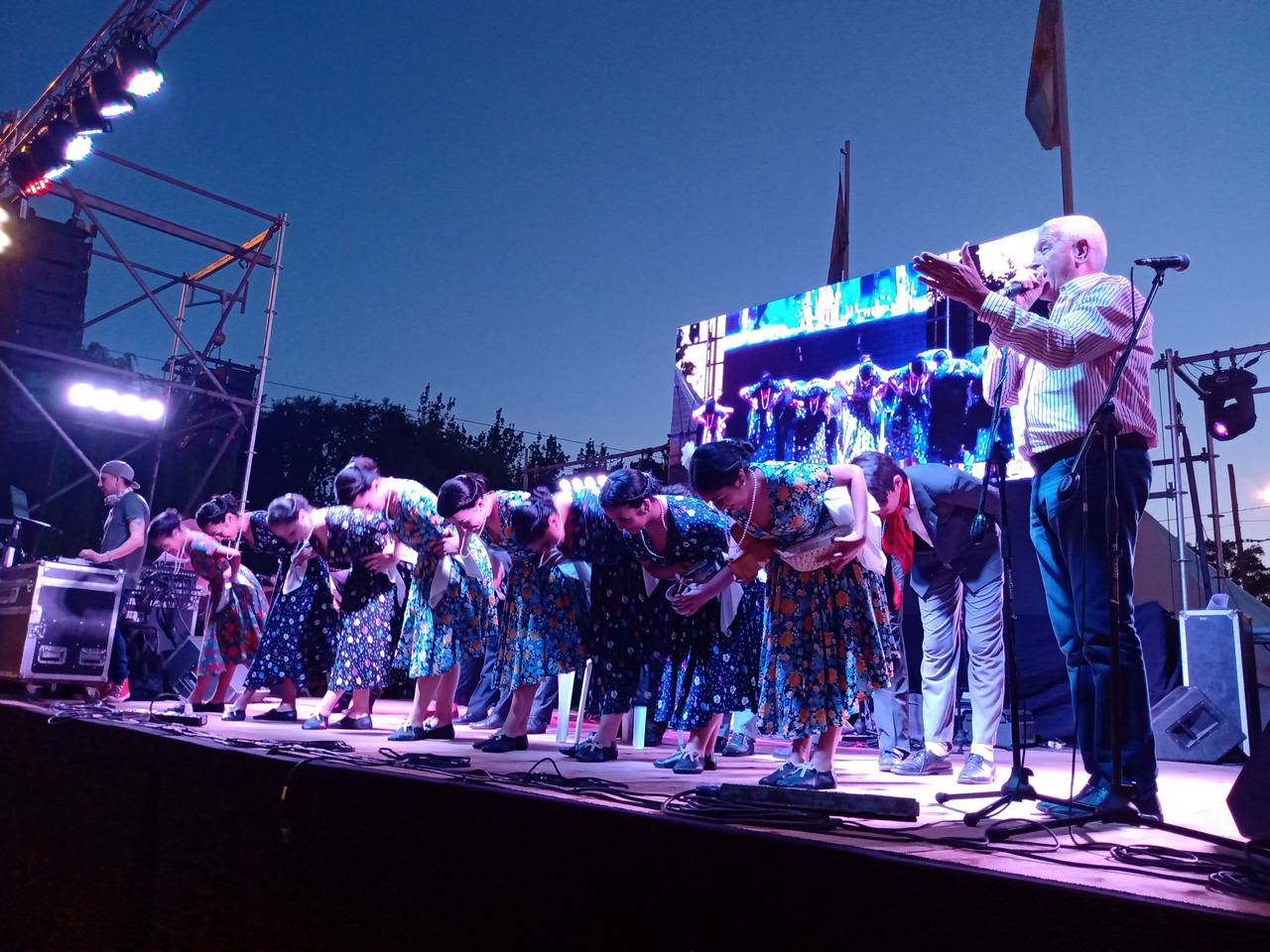 La magia del “Arbol de tus Sueños” convocó a cientos de familias