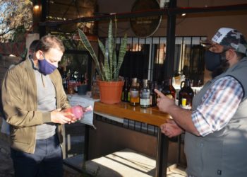 Macagno recorrió una fábrica de cerveza artesanal en Potrero de los Funes