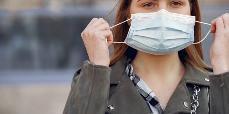 Cómo son las restricciones para hacer compras por documento en Juana Koslay