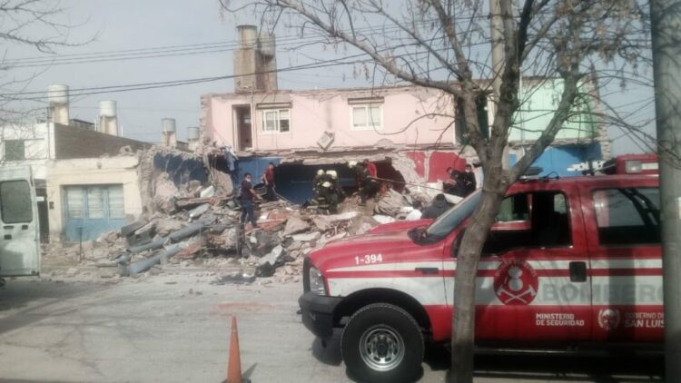 FATAL DERRUMBE DE UNA CASA EN SAN LUIS.