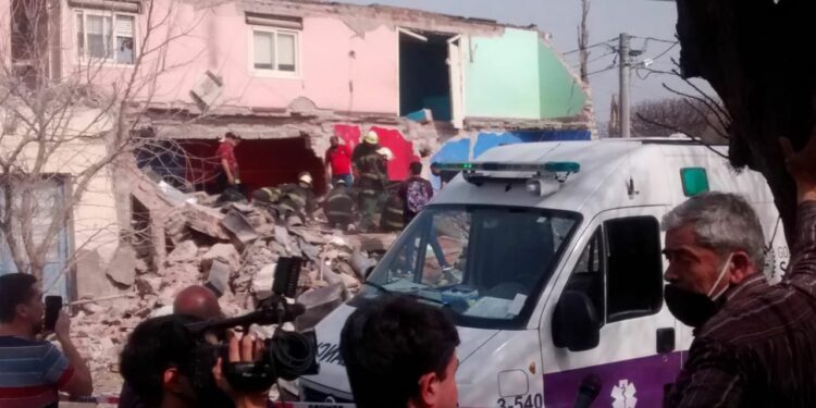 FATAL DERRUMBE DE UNA CASA EN SAN LUIS.