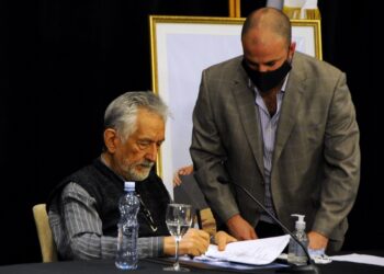 El Hospital Ramón Carrillo será administrado por una Sociedad Estatal.