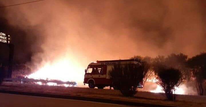 Incendios que no dan tregua. Está vez en cercanías de Aut. Los Puquios