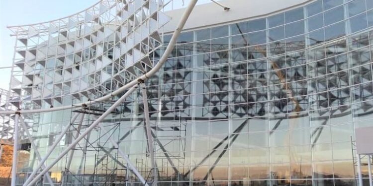 IMPONENTE Hospital Central: Un diseño arquitectónico sustentable y funcional