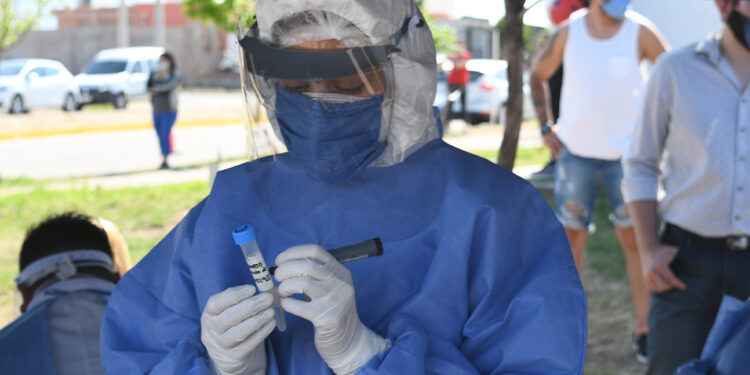 Coronavirus: operativo de testeo permanente este jueves en Juana Koslay. Convocan a personas con o sin síntomas.