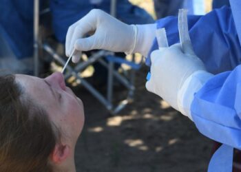 Las campañas de testeo para detectar positivos continuarán en toda la provincia