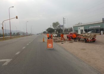 Circular con precaución en tramo de Av. Santos Ortiz