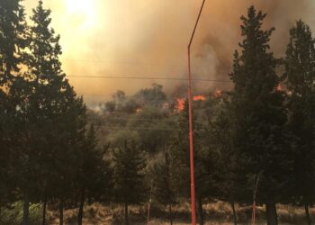 En este momento: Incendio en Juana Koslay