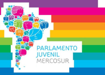Alumnos de Juana Koslay y el resto de la provincia participaron en en el Parlamento Juvenil del Mercosur