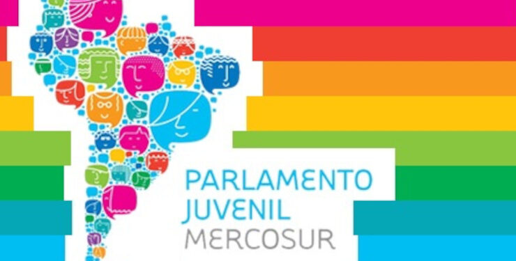 Alumnos de Juana Koslay y el resto de la provincia participaron en en el Parlamento Juvenil del Mercosur
