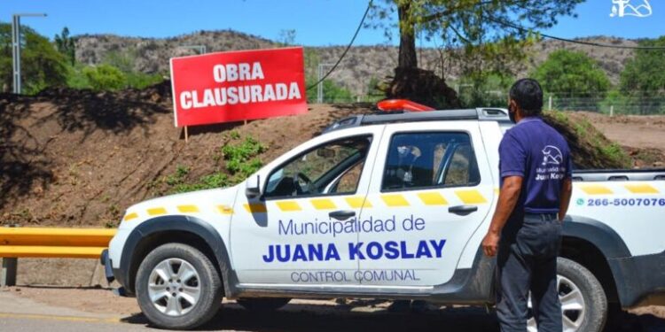 La municipalidad de Juana Koslay clausuró loteos no habilitados