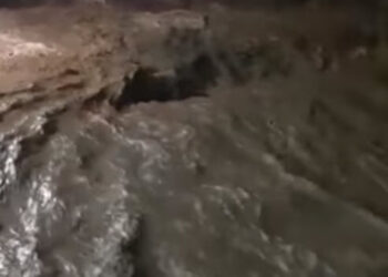 Por fuerte crecida del río, algunos pasos de Potrero quedaron interrumpidos