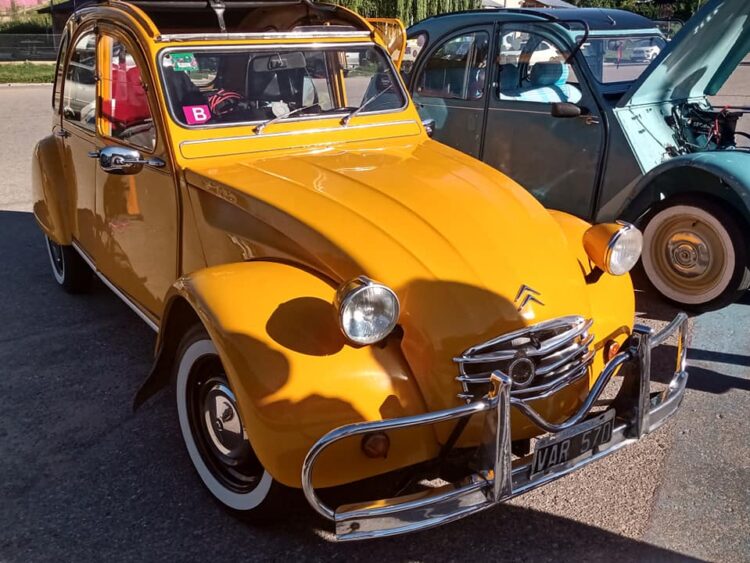 Encuentro CITROEN 2Cv en Potrero de los Funes.