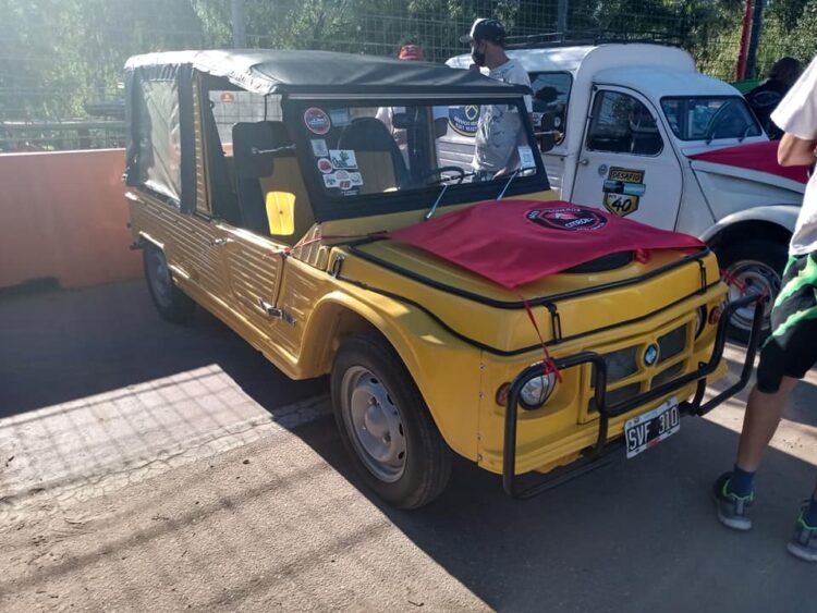 Encuentro CITROEN 2Cv en Potrero de los Funes.