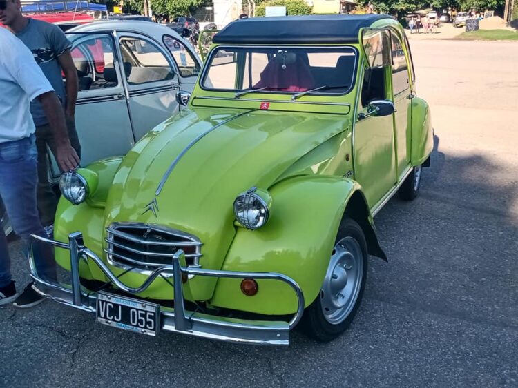 Encuentro CITROEN 2Cv en Potrero de los Funes.