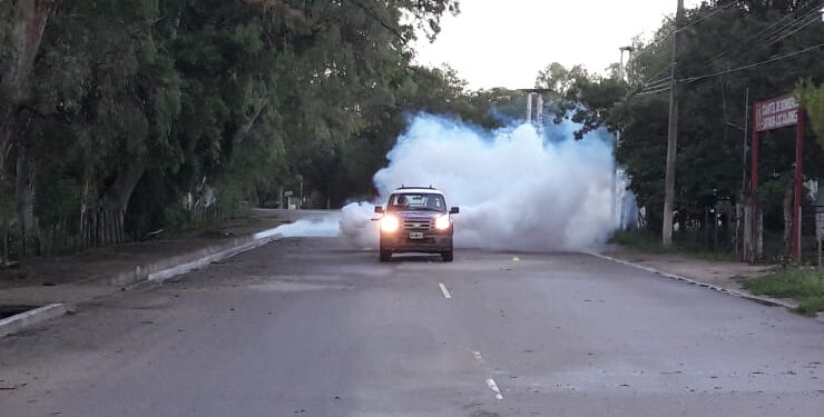 Dieron a conocer el cronograma semanal de fumigación contra el dengue. El 25 fumigan en Juana Koslay, Donovan y los Puquios. Y el 26 en potrero de los Funes y El Volcán
