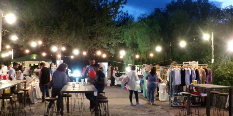 Feria Positiva, un lugar propicio para mostrar los trabajos de emprendedores, diseñadores, artesanos.