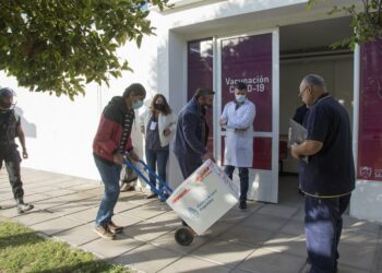 Este domingo llegan a la provincia 4.200 dosis más de la vacuna Sputnik V