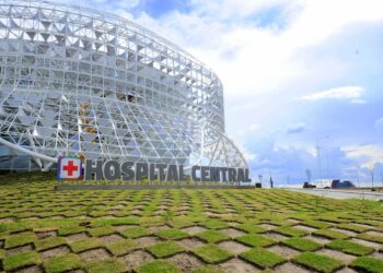 “La obra civil del Hospital Central ‘Ramón Carrillo’ se inaugurará el 9 de abril, a las 12:00”. En el acto estará presente el Presidente de la Nación.