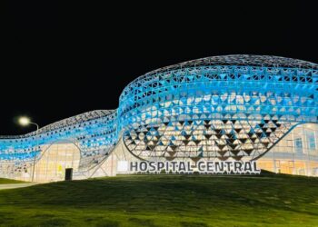 Inauguran hoy el imponente Hospital Central Ramón Carrillo.