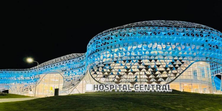 Inauguran hoy el imponente Hospital Central Ramón Carrillo.