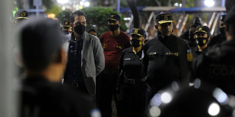 MÁS DE 2 MIL POLICÍAS REALIZARON UN MEGAOPERATIVO DE SEGURIDAD EN LA PROVINCIA