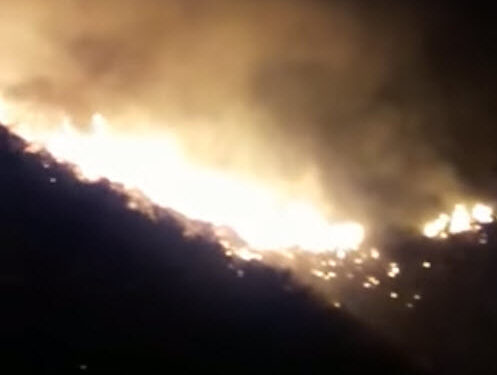 Sofocaron un incendio en las sierras de Potrero de los Funes