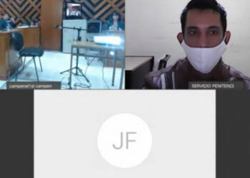 Juzgan a un hombre acusado de matar de una puñalada a su vecino en Juana KoslaY