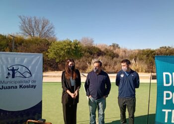 INICIACIÓN DE LAS ESCUELAS DEPORTIVAS EN JUANA KOSLAY.