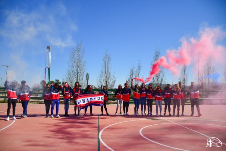 Alumnos de escuelas de diferentes parajes recibieron la indumentaria de su promoción