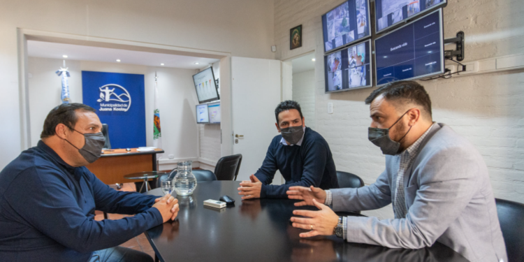 Encaran proyectos para llevar a cabo en el Dique Cruz de Piedra y en el acueducto Vulpiani