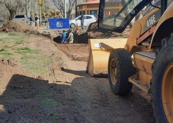 La municipalidad trabaja en la limpieza de desagües
