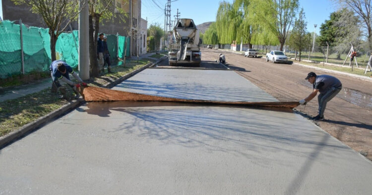 Varios operativos de cuadrillas municipales por distintos barrios