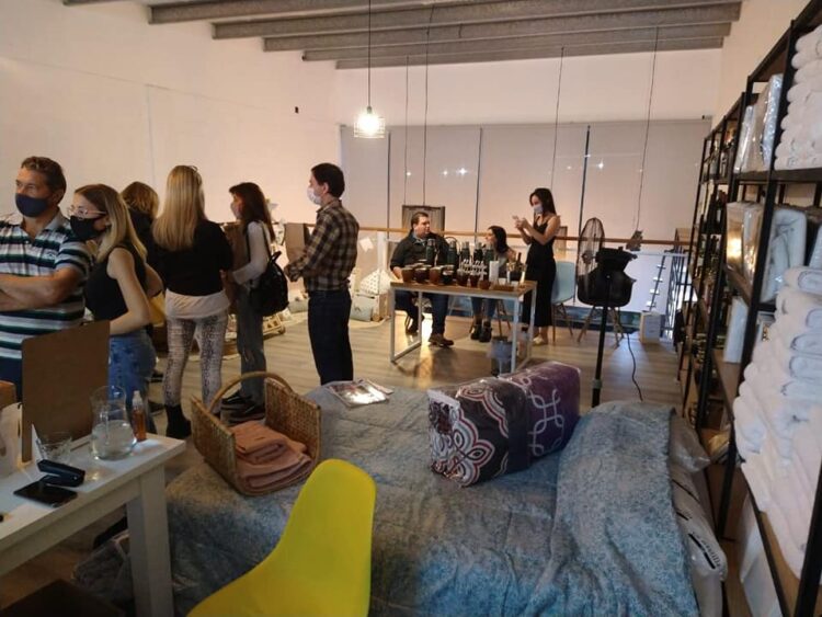 Lo que dejó el primer showroom de emprendedores organizado por Jacinta Blanco.