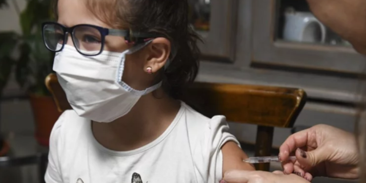 Coronavirus: la provincia podrá inocular a niños desde los 3 años