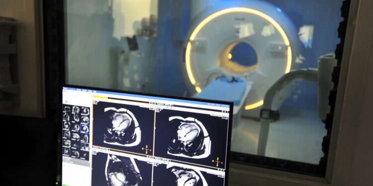 MAS SERVICIOS EN EL HOSPITAL CENTRAL RAMÓN CARRILLO En los próximos días habilitarán la agenda de turnos para cirugías