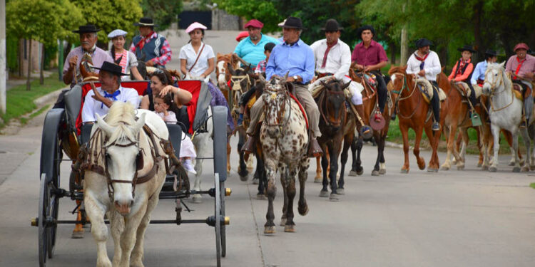 Este sábado, festejando nuestra tradición, habrá desfile gaucho