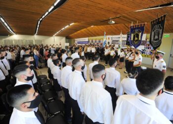 Egresaron más de 100 cadetes del Instituto Superior de Seguridad Pública