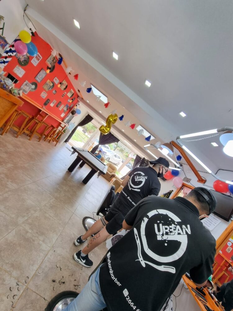 URBAN G Barbería, dos años marcando estilo en Juana Koslay